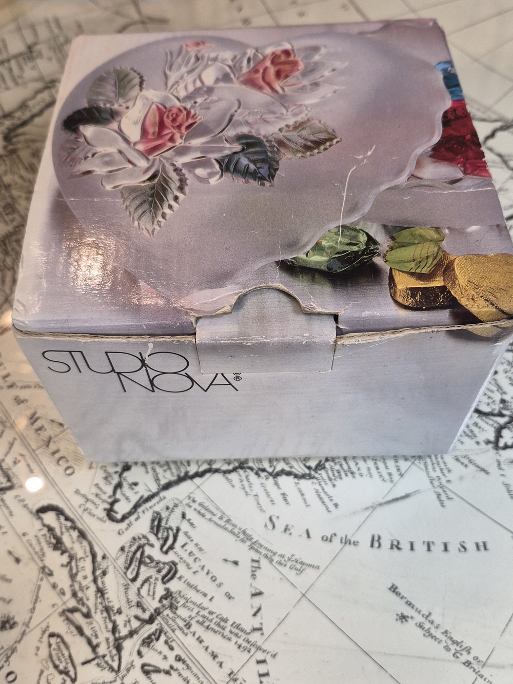 Studio Nova Decorative Trinket Box - Lavender with Pink Rose Motif